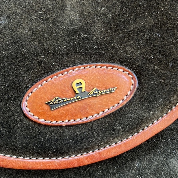 Étienne Aigner crossbody purse - Picture 7 of 9